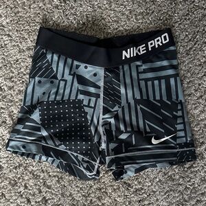 Nike Dri-FIT Black and Gray Patterned Shorts